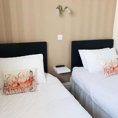 The Aberdeen Arms Hotel Tarves Esterno foto