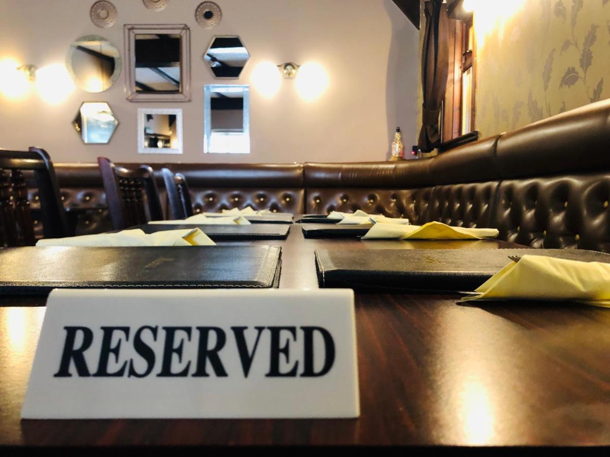 The Aberdeen Arms Hotel Tarves Esterno foto