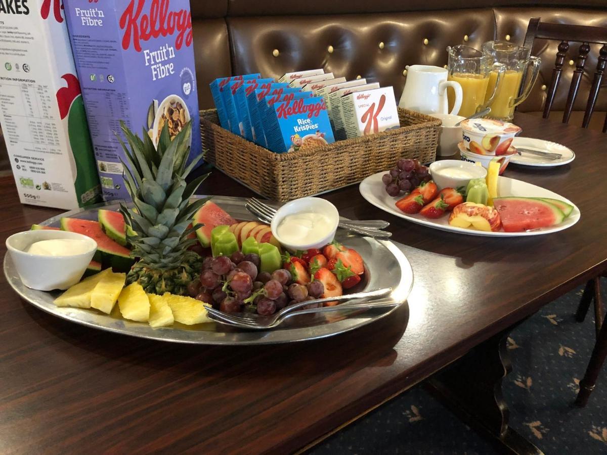 The Aberdeen Arms Hotel Tarves Esterno foto