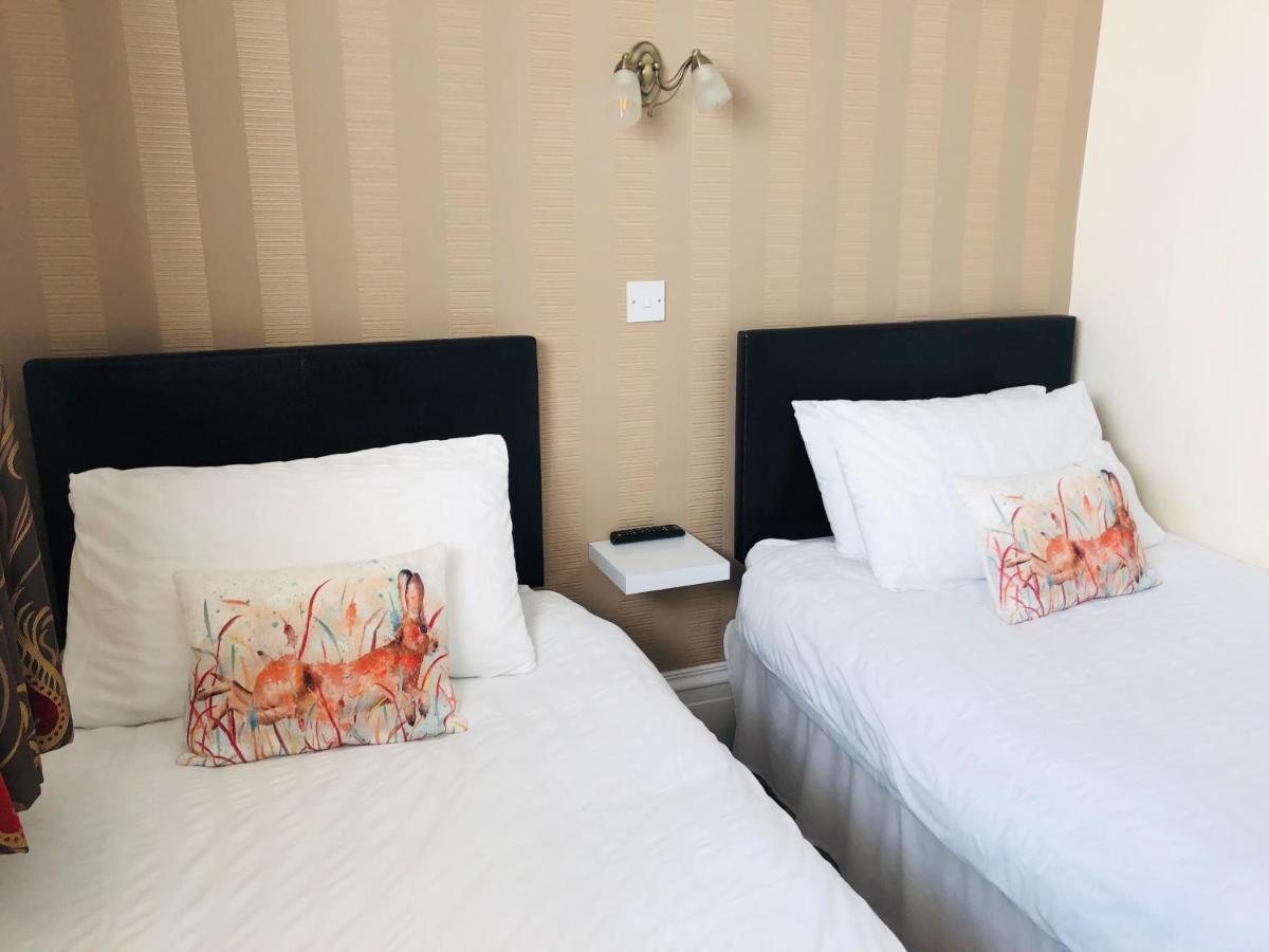 The Aberdeen Arms Hotel Tarves Esterno foto