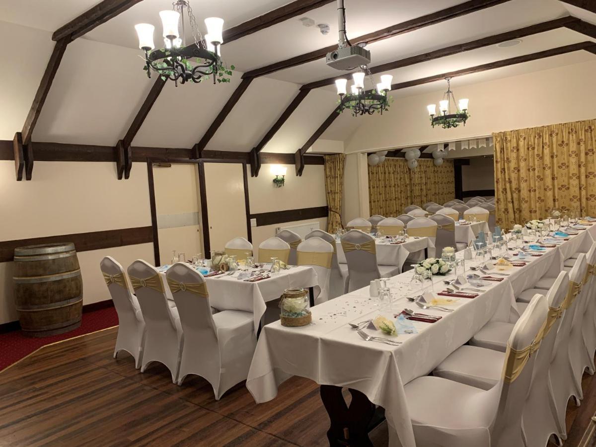 The Aberdeen Arms Hotel Tarves Esterno foto